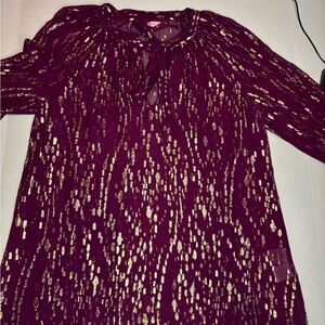 Lilly Pulitzer Matilda Plum Silk and Metallic Gold Clip Blouse Sheer Size S